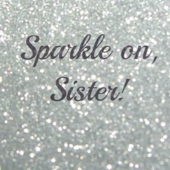 Meet your Posher, Jennifer - Picture 3 of 4